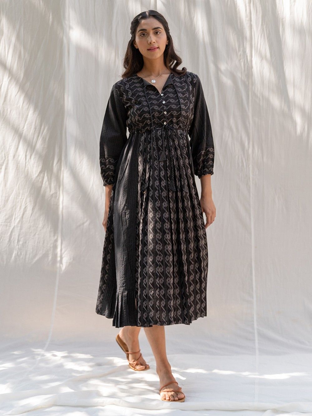 the loom - Black Cotton Pleated Dress