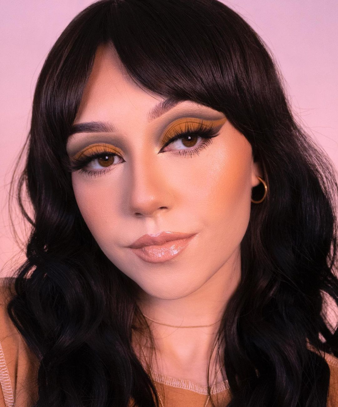 What Are the Different Types of Eyeshadow Looks?