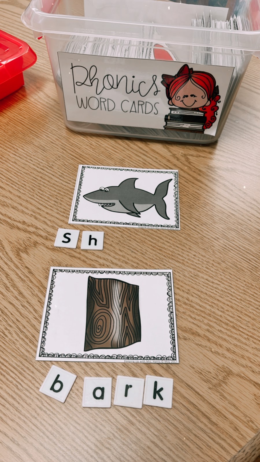 Phonics Word Cards - Teach phonics with visuals to help learners as they learn new phonics patterns.