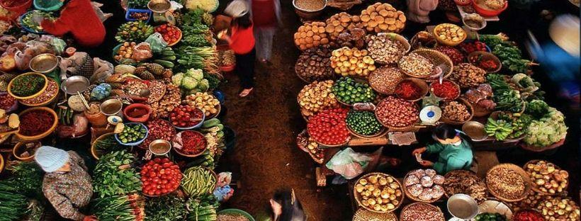 Un coin du marché nocturne Dalat