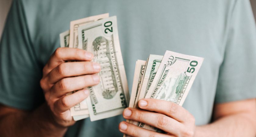 Vay tiền tư nhân trả góp tháng có đặc điểm gì