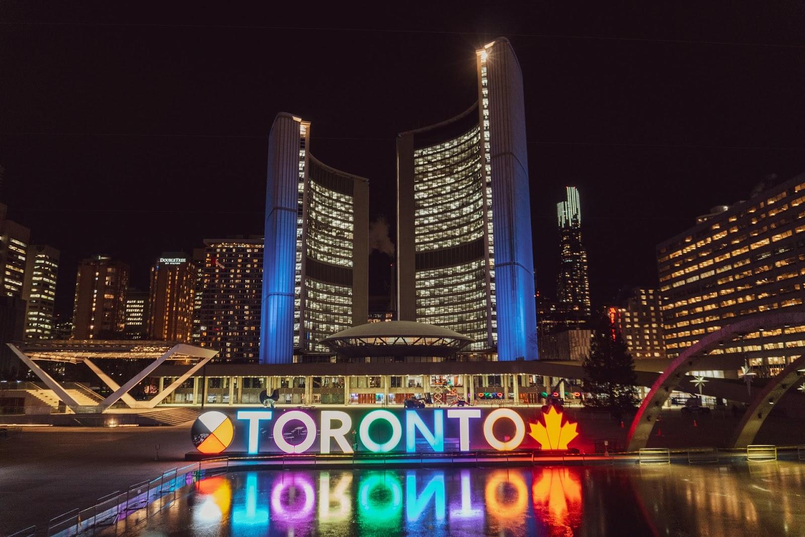 Best Place to Visit in Canada for First-Timers: Top Picks!