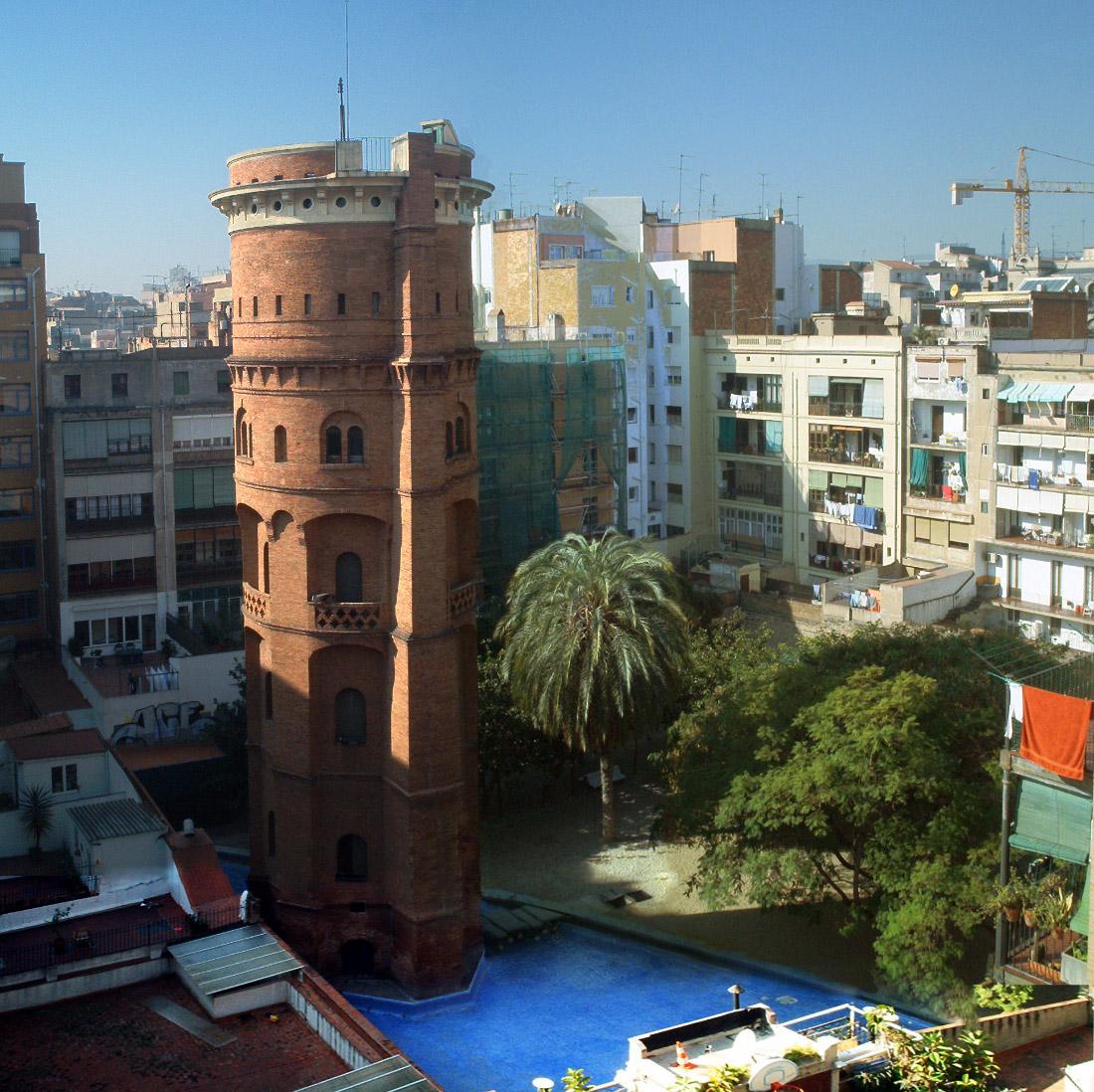 jardins de la torre de les aigues pool barcelona