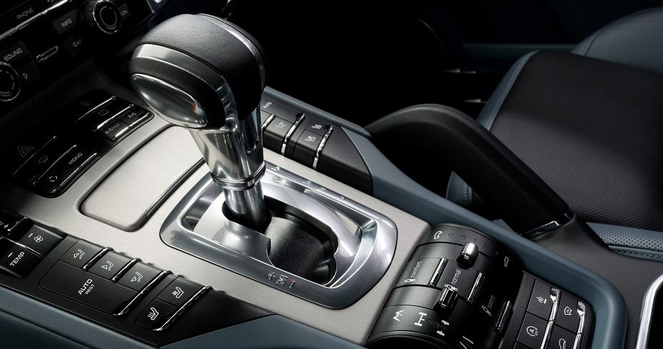 Manual transmission provides superior acceleration than automatic.