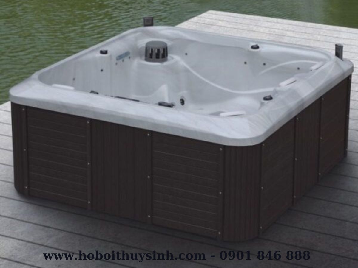 bồn sục Jacuzzi