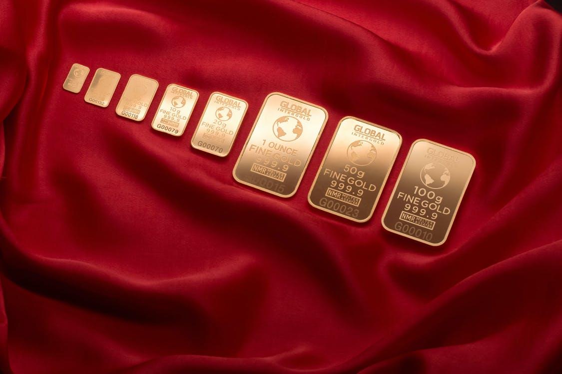 Free Assorted-weight Gold-colored Gold Plated Bars Stock Photo