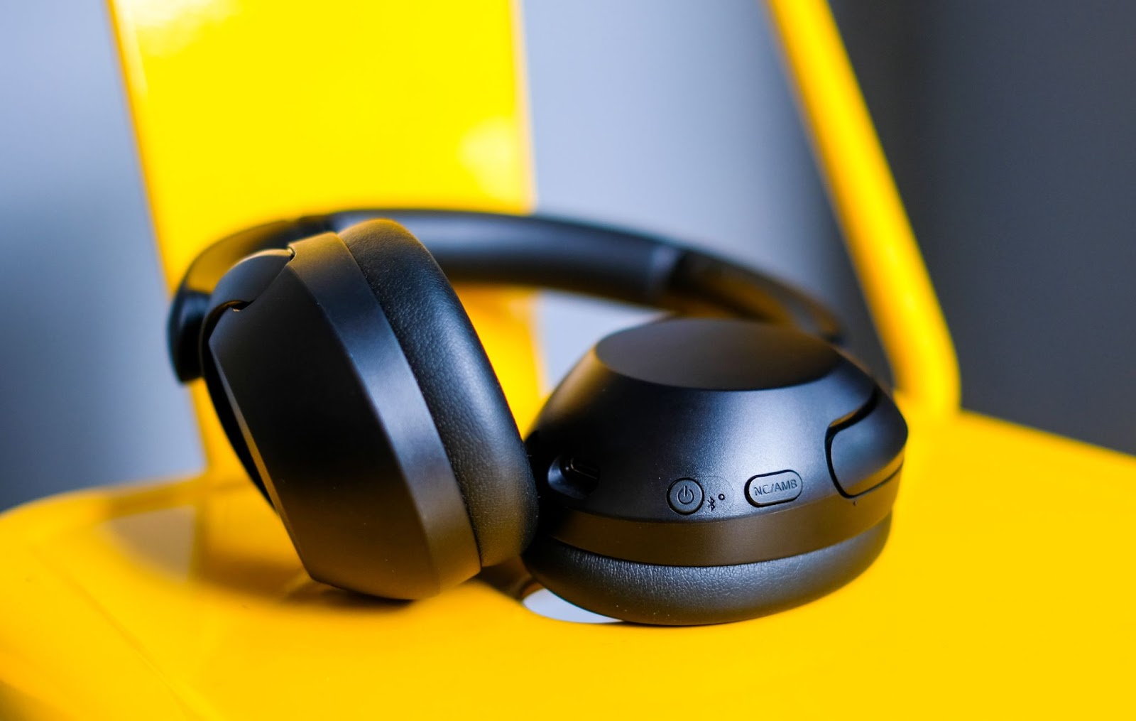 Đánh giá tai nghe Sony WH-XB910N: Bass mạnh, chống ồn tốt, giá dưới 5 triệu đồng - Ảnh 3.
