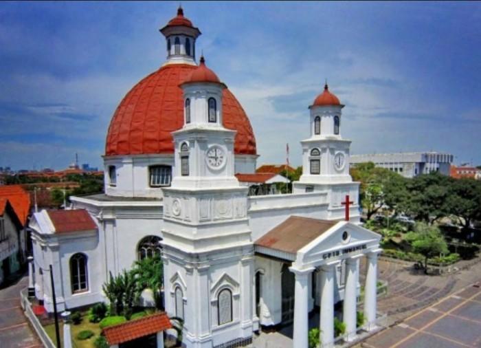 Hasil gambar untuk Gereja Blenduk