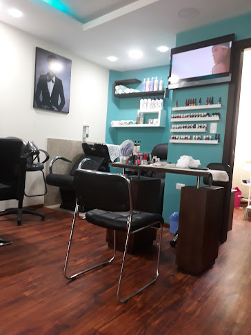 Lorena's Hair Salon - Cuenca