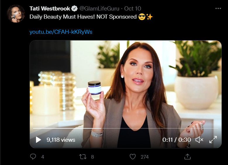 Screenshot of the Twitter influencer Tati Westbrook tweet.