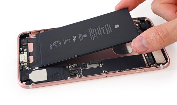 Thay Pin iPhone 7/7Plus Giá Rẻ Nhất Hà Nội