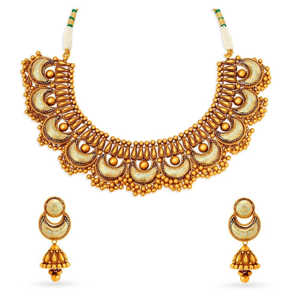 22 Karat Gold Neckwear and Earrings Set