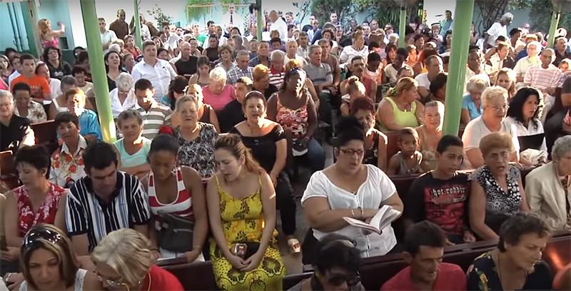 美國2015年7月20日與古巴重建邦交，確實為古巴帶來一波基督教復興浪潮，但據「世界基督教團結」組織最新報導，古巴教會現在正遭逄史無前例的打壓。