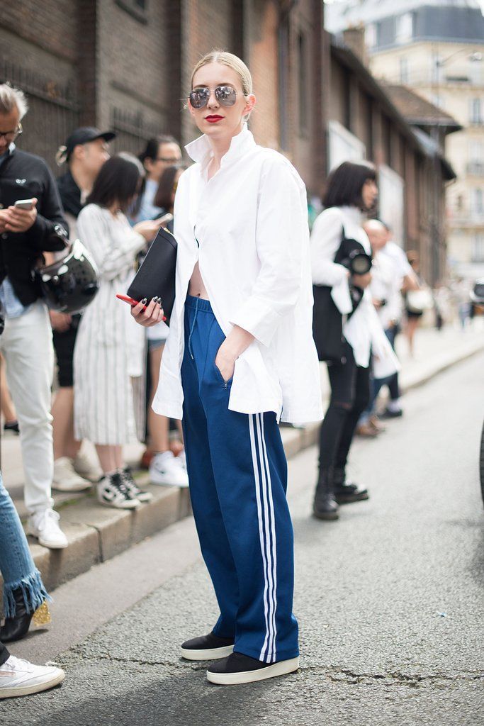 Consuelo Romero, estilista, Instagram, outfits, tips de moda, tips de estilo, fanáticas de los brillos, clash con brillo, bolso con brillo, zapatos en punto, camisa blanca oversized, perfume, gafas de sol, rico olor, buen olor, tener un buen olor, día internacional de la mujer productora de moda, estilista 