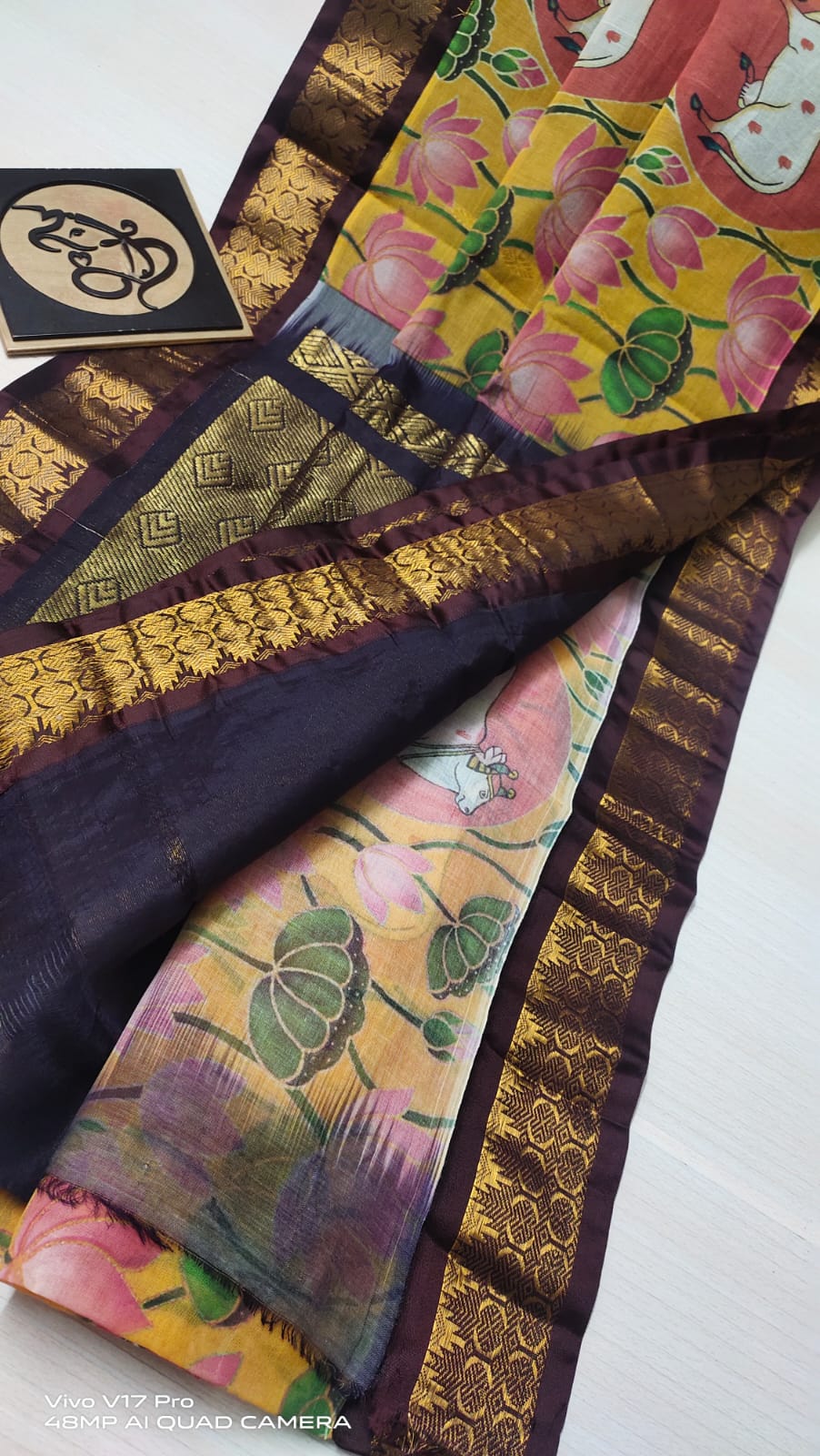 Pure gadwal digital with kanchi border sarees