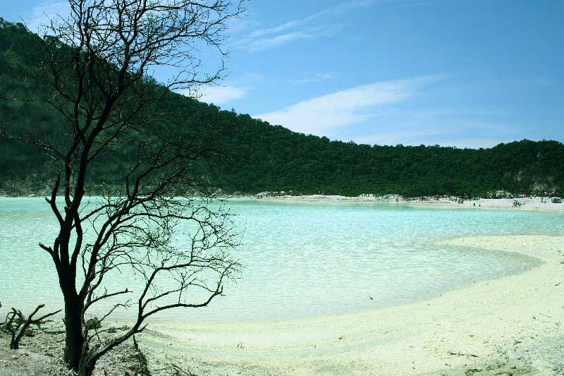 Kawah-Putih-Ciwidey.jpg