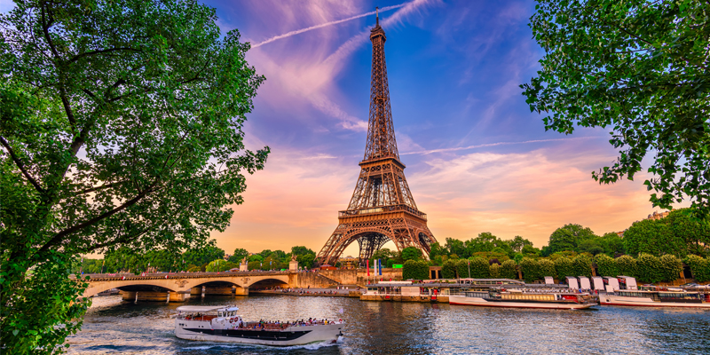 Chill chill trong một buổi chiều hè giữa Paris, tại sao không?
