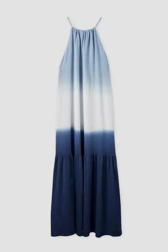Vestido de verano de mujer, largo y con cuello estilo halter, en tonos azules, de la marca Pull&Bear