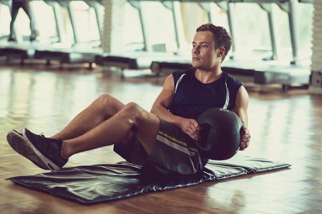 Substantial Benefits of Medicine Ball Workouts