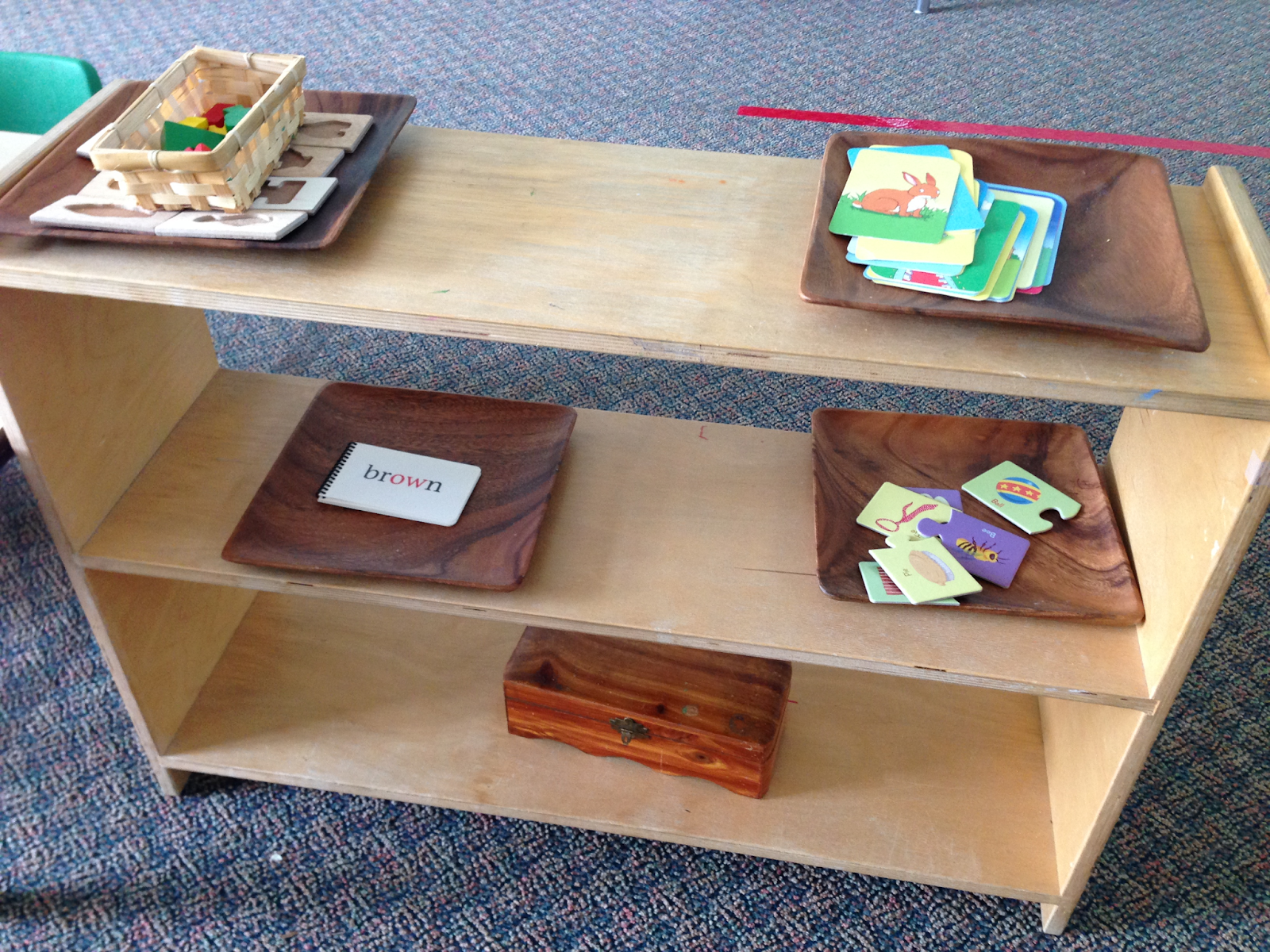 What Are Montessori Wooden Trays? - All Things You Need To Know - Utior®