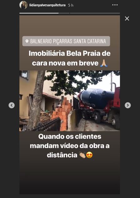 Stories de uma arquiteta exibindo uma obra, onde tem um caminhão betoneira junto ao muro do local.