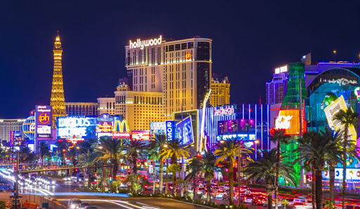thành phố las vegas - Las Vegas như bức tranh rực rỡ của nước Mỹ.