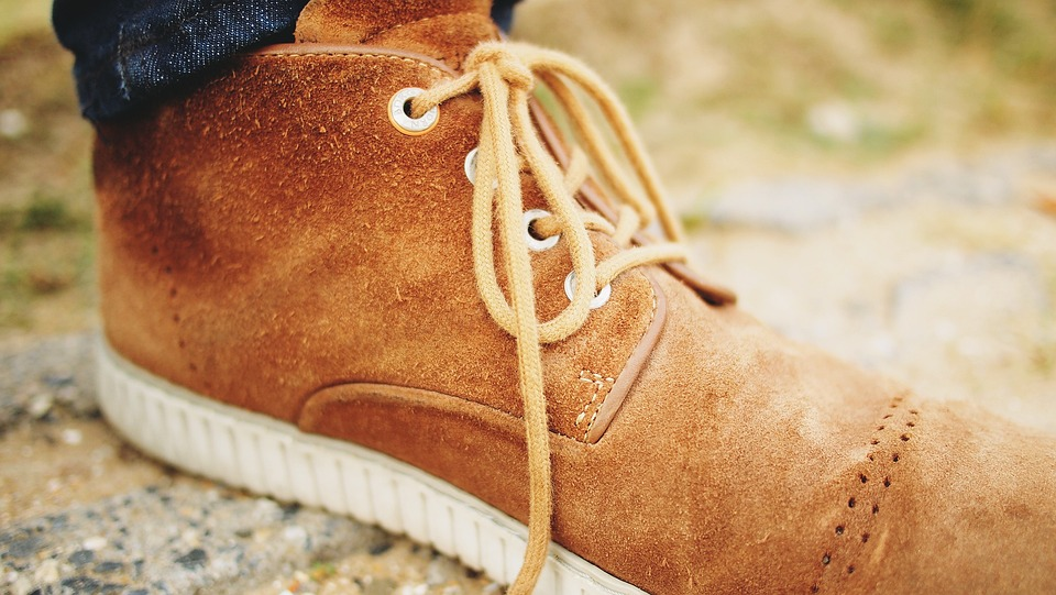 how to clean suede sneakers