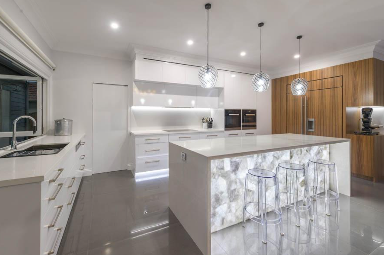 Kitchen Islands & Bathrooms + LEDs will make you Stand Out