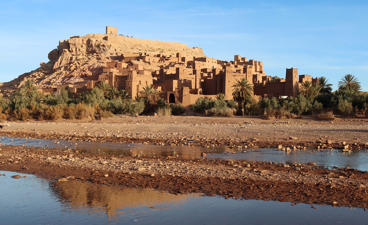 6. Satul fortificat Ait-ben-Haddou 