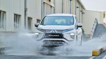 Mitsubishi Xpander 2022 trang bị các tính năng  an toàn hữu dụng như: Hệ thống chống bó cứng phanh ABS, BA, EBD, hệ thống cân bằng điện tử ASC, hệ thống khởi hành ngang dốc HAS, cảnh báo phanh khẩn cấp ESS