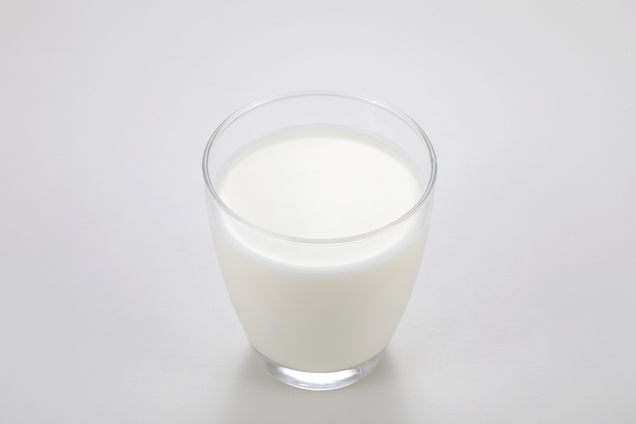 4. 牛乳