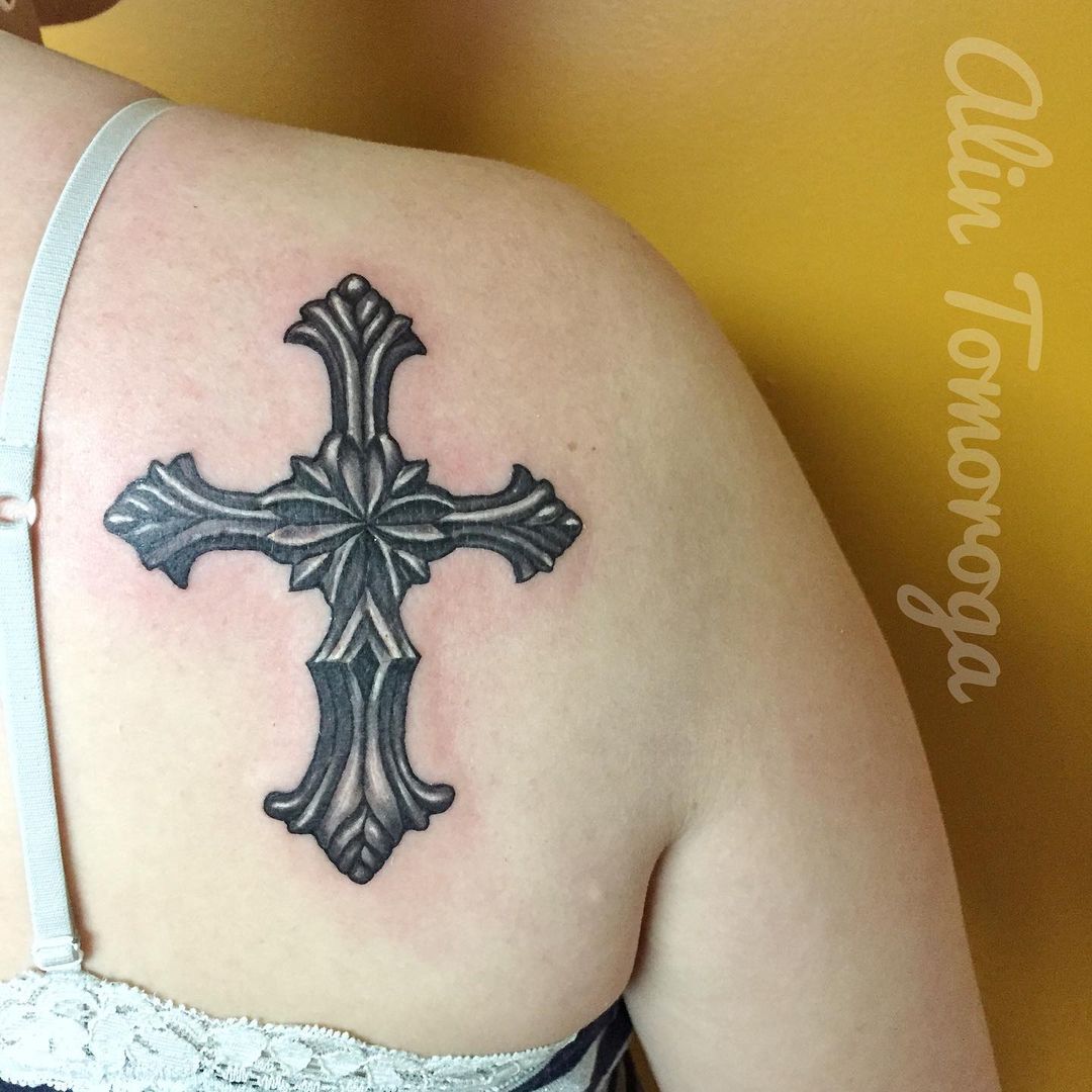 3D Cross Tattoo On Back Shoulder