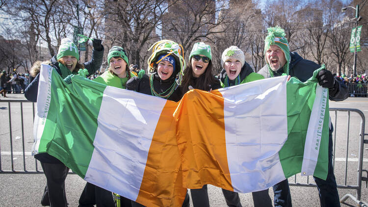 St.-Patrick’s-Day-Chicago-O’Neils-on-Wells