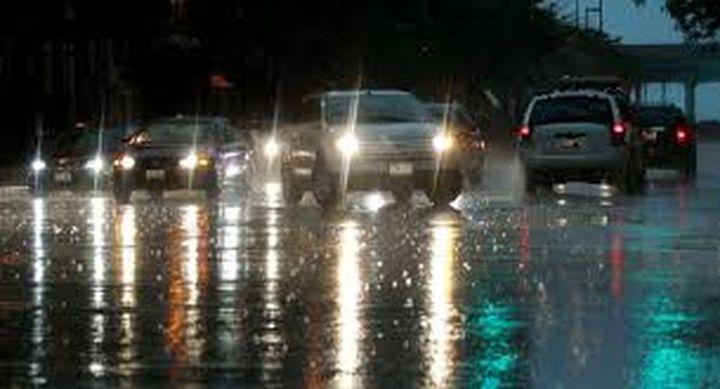 5 Kinh nghiệm lái xe an toàn khi trời mưa lớn