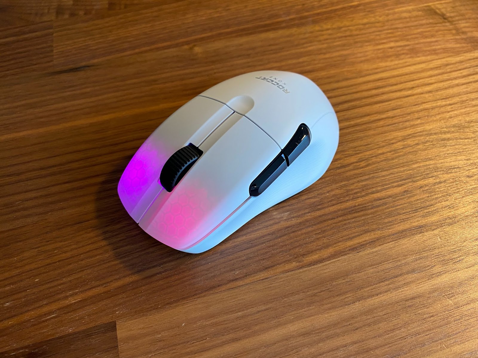 Checking Connection Roccat Kone Pro Air Review Dot Esports