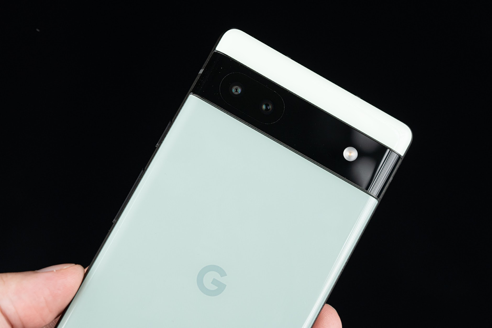 Google Pixel 6a 開箱短評測報告 螢幕數值分享｜Google Tensor、充電實測、eSIM、OIS 光學防手震、Pixel 6 Pro / Pixel 6 ptt｜科技狗 - 5g, 5G 手機, 5G手機, Android 12, google, google pixel, Google Pixel 6a, Google Tensor, PIXEL, PTT, 台灣google, 手機開箱, 科技狗, 開箱, 開箱上手, 開箱評測 - 科技狗 3C DOG