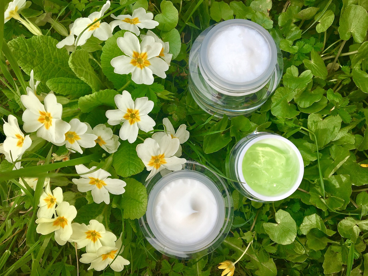6 Ingredients That Are A Must-Have For Glowing Skin