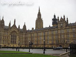 http://pics7.blog.yam.com/26/userfile/j/jojochantravel/album/14b350234a01ba.jpg