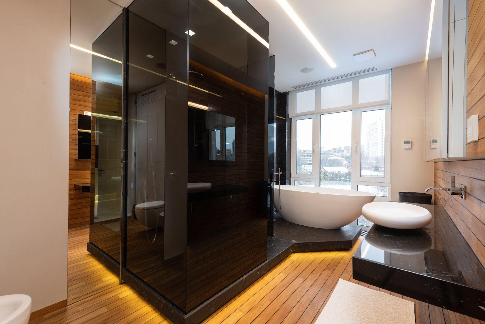 Uma imagem com interior, casa de banho, parede, chão

Descrição gerada automaticamente