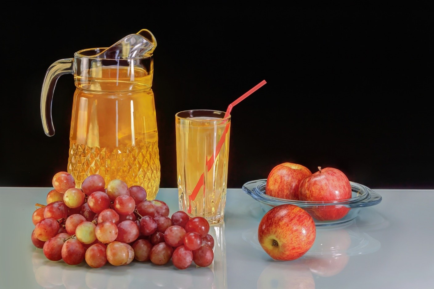 grape and apple juice