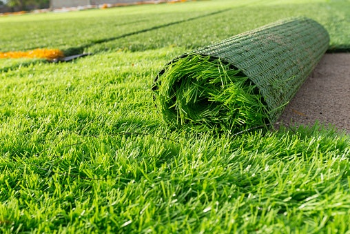สิ่งที่ควรต้องรู้ก่อนซื้อพร้อมวิธีการเลือกหญ้าเทียม สำหรับปูพื้นแต่งบ้านทั้งภายในและภายนอก10