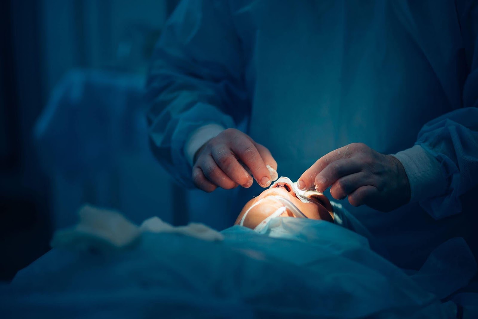 جراحی رینوپلاستی چیست