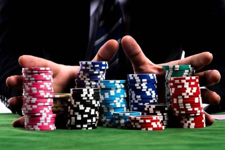 POGOs Fold As PAGCOR Goes All In On PIGOs