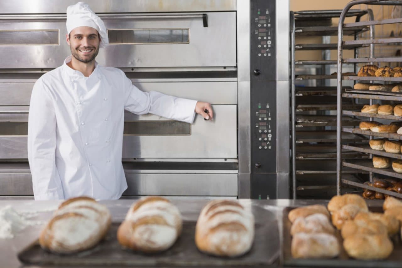 Must-Have Machines for Running a Successful Bakery