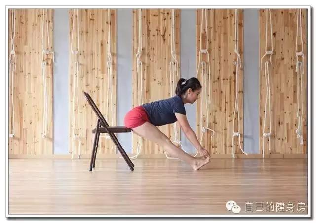 Do 5 Yoga Poses To You Become A Beautiful Girl 