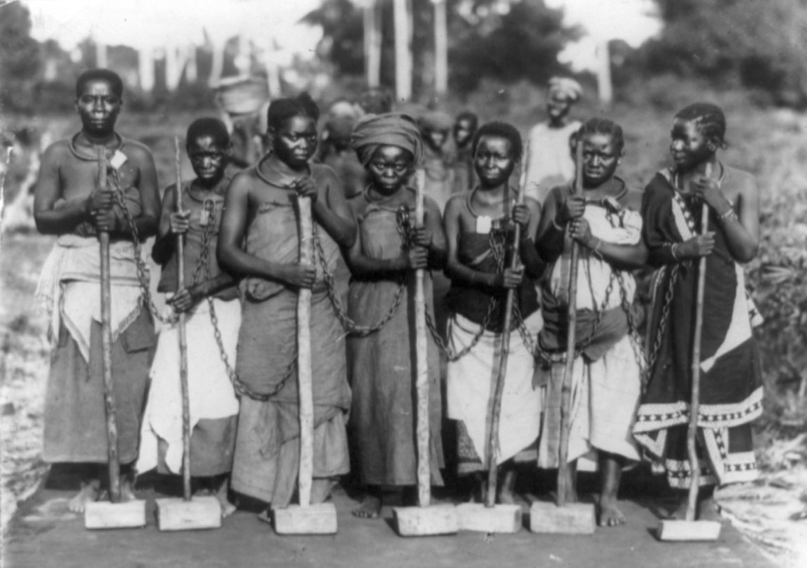 Female convicts in Dar es ...