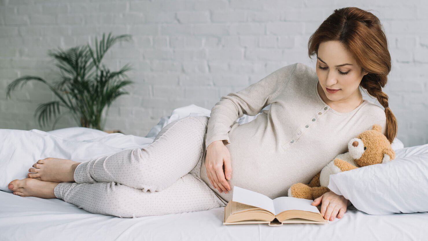 Sinh hoạt và nghỉ ngơi hợp lý trong thời gian mang thai
