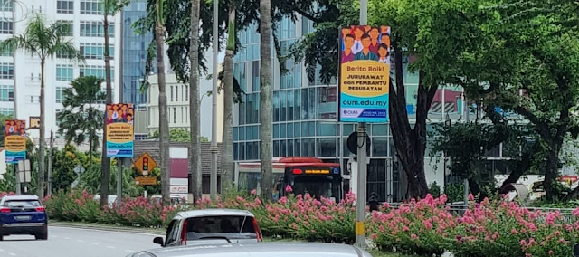 Open University Malaysia Selangor Digital Billboard Advertising Jalan Semangat Petaling Jaya Street Lamp Post  LED Screen Advertising