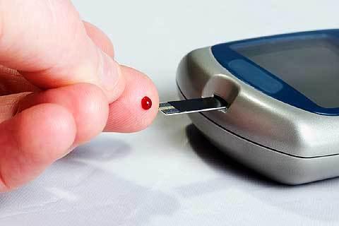 Teste da glicemia capilar é importante para o tratamento de pacientes  diabéticos; saiba mais – CRF / AL