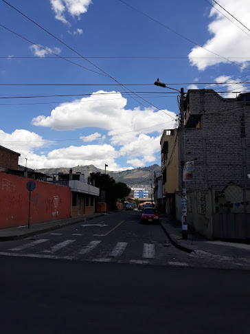 Opiniones de Carpinteria Espin en Quito - Carpintería